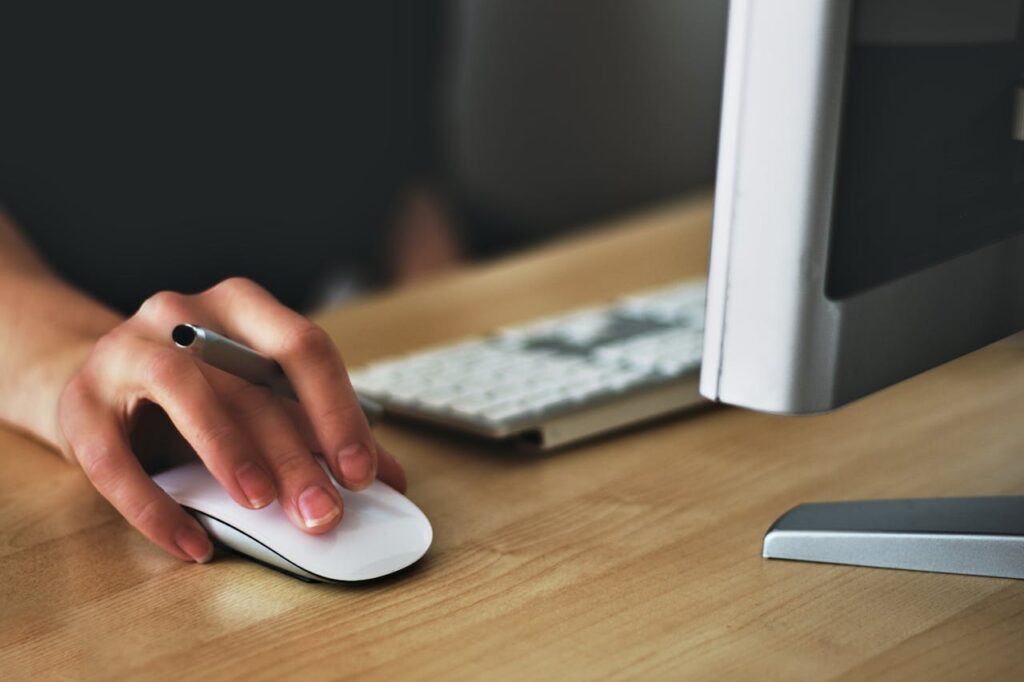 woman working on computer 